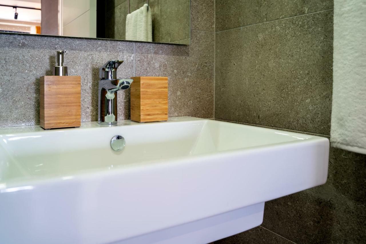 Sealine Apartments A1 Tivat Kültér fotó